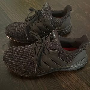 Adidas Ultraboost boys size 9